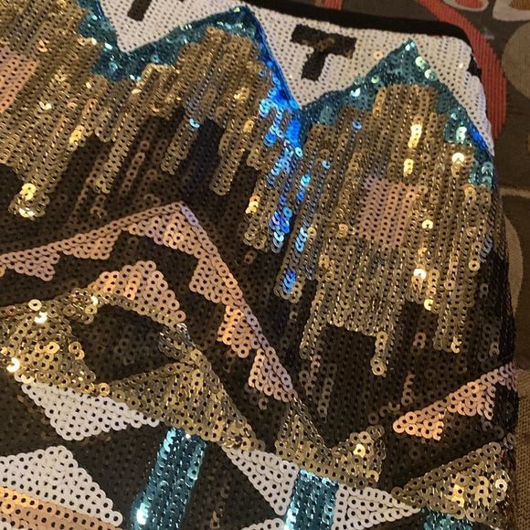 NWT Sequined Skirt - Picture 3 of 8
